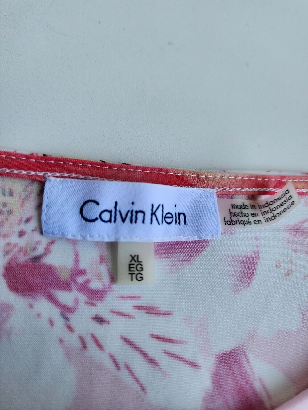 Calvin Klein White Pink Floral Rose Bell Flare Sleeve Women's Blouse Stretch XL - Picture 10 of 12